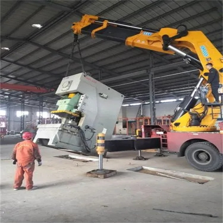 淮阳80吨折臂吊车出租附近电话